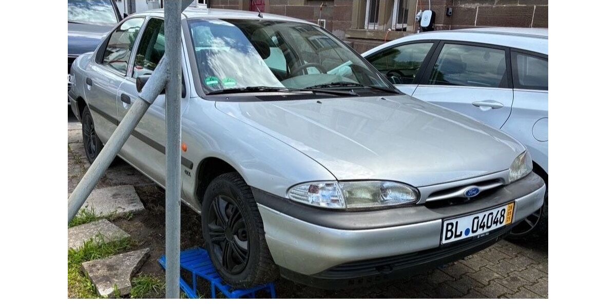 Ford Mondeo 47.000 km 4.500 &euro; Rosenfeld-Isingen 72348