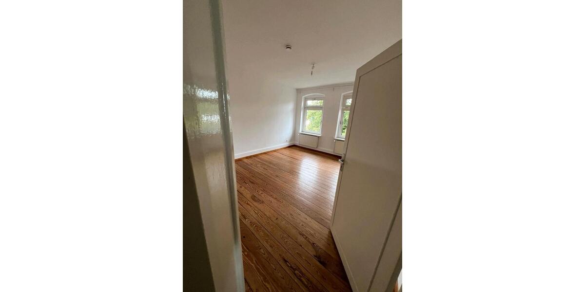 Etagenwohnung Lüneburg Ebensberg - 3 Zimmer, 74 m&sup2;, 1.105&euro; | Angebot:25989954