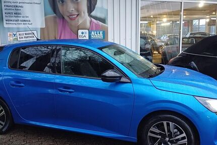 Peugeot 208 13.775 km 15.977 € Wermelskirchen 42929