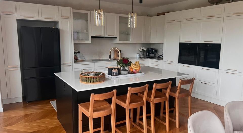 Einfamilienhaus Hankensbüttel - 8 Zimmer, 220 m&sup2;, 650.000&euro; | Angebot:26990772