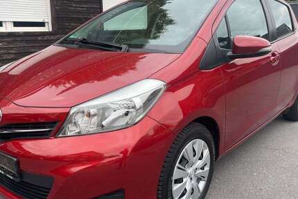 Toyota Yaris 62.750 km 7.590 € Rheda-Wiedenbrück 33378