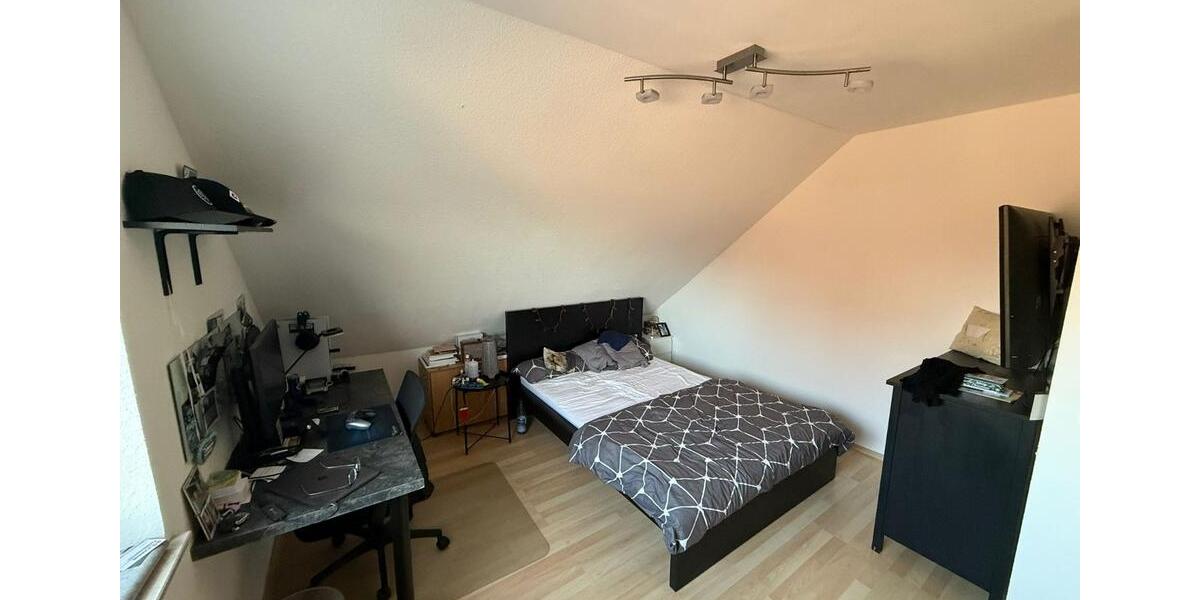 Dachgeschoßwohnung Enger - 2 Zimmer, 68 m&sup2;, 525&euro; | Angebot:26272596