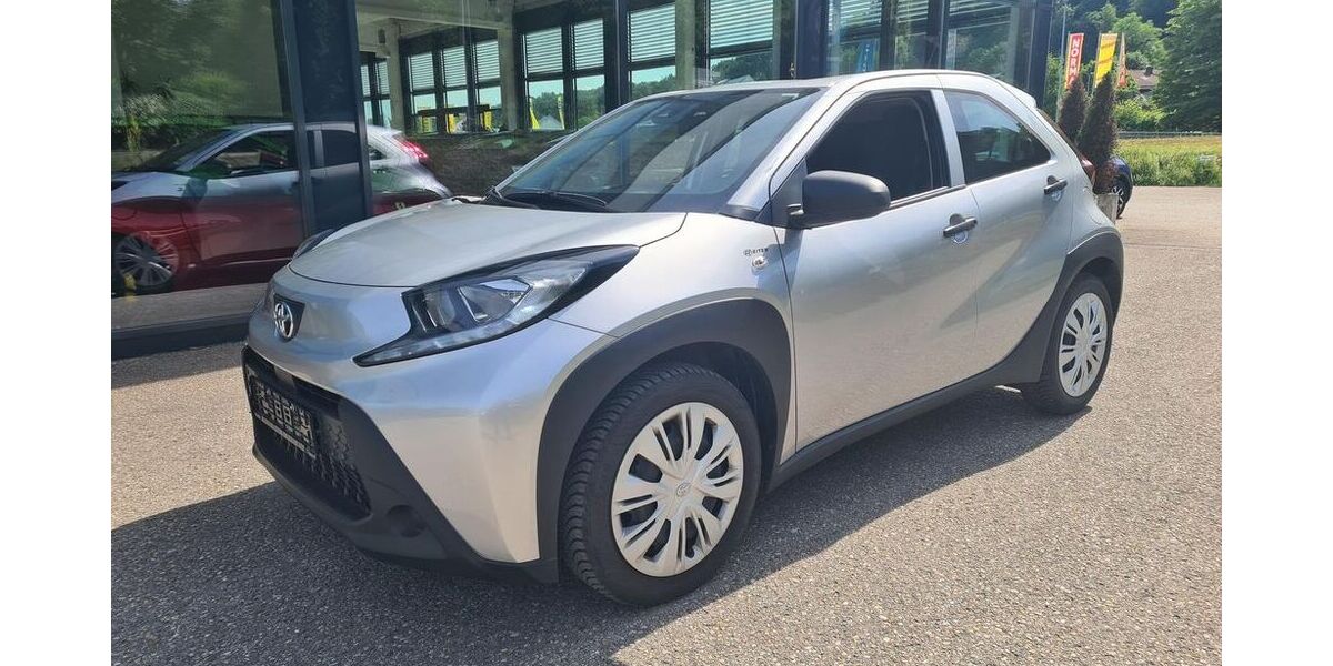 Toyota Aygo (X) 7.773 km 12.990 &euro; Trostberg 83308