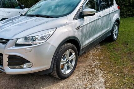 Ford Kuga 142.000 km 11.250 &euro; Bad Reichenhall 83435