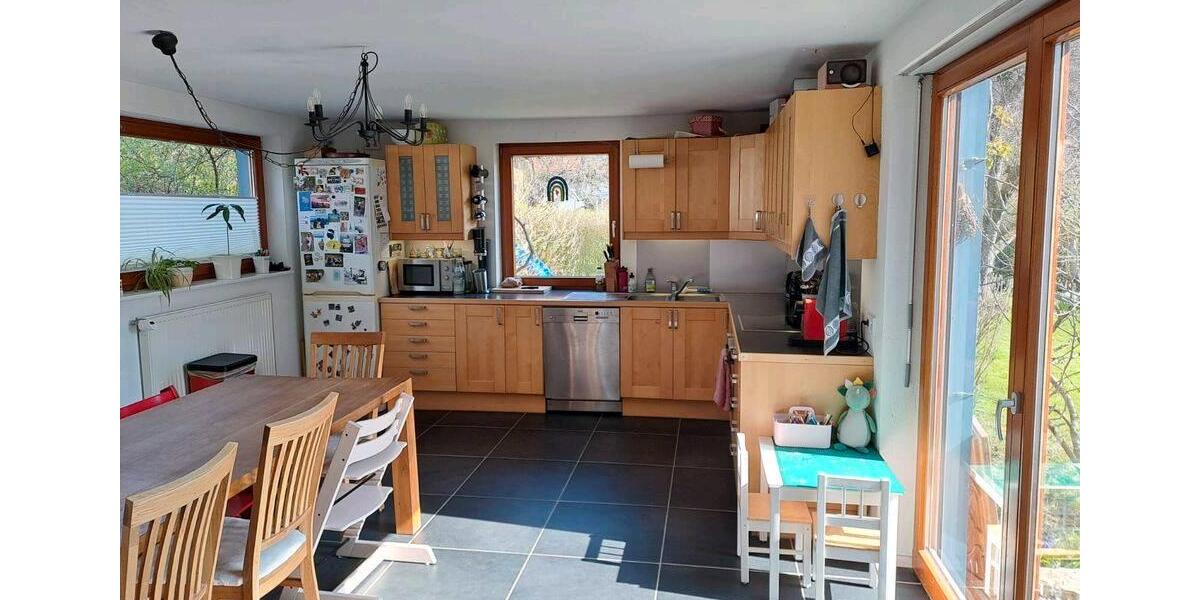 Doppelhaushälfte Lörrach - 5 Zimmer, 140 m&sup2;, 2.600&euro; | Angebot:26098163
