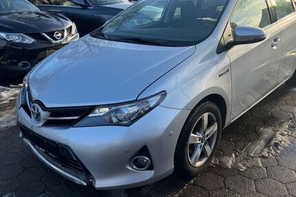 Toyota Auris 190.000 km 6.990 &euro; Stelle 21435