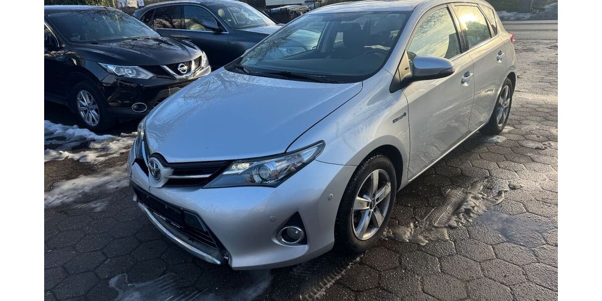Toyota Auris 190.000 km 6.990 &euro; Stelle 21435