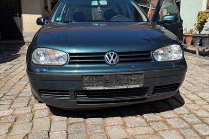 VW Golf 273.800 km 2.000 &euro; Bad Salzungen 36469
