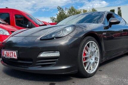 Porsche Panamera 259.000 km 19.990 &euro; Dreieich 63303