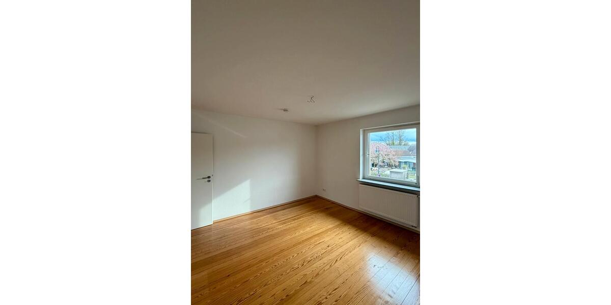 Einfamilienhaus Durmersheim - 8 Zimmer, 203 m&sup2;, 840.000&euro; | Angebot:26249739