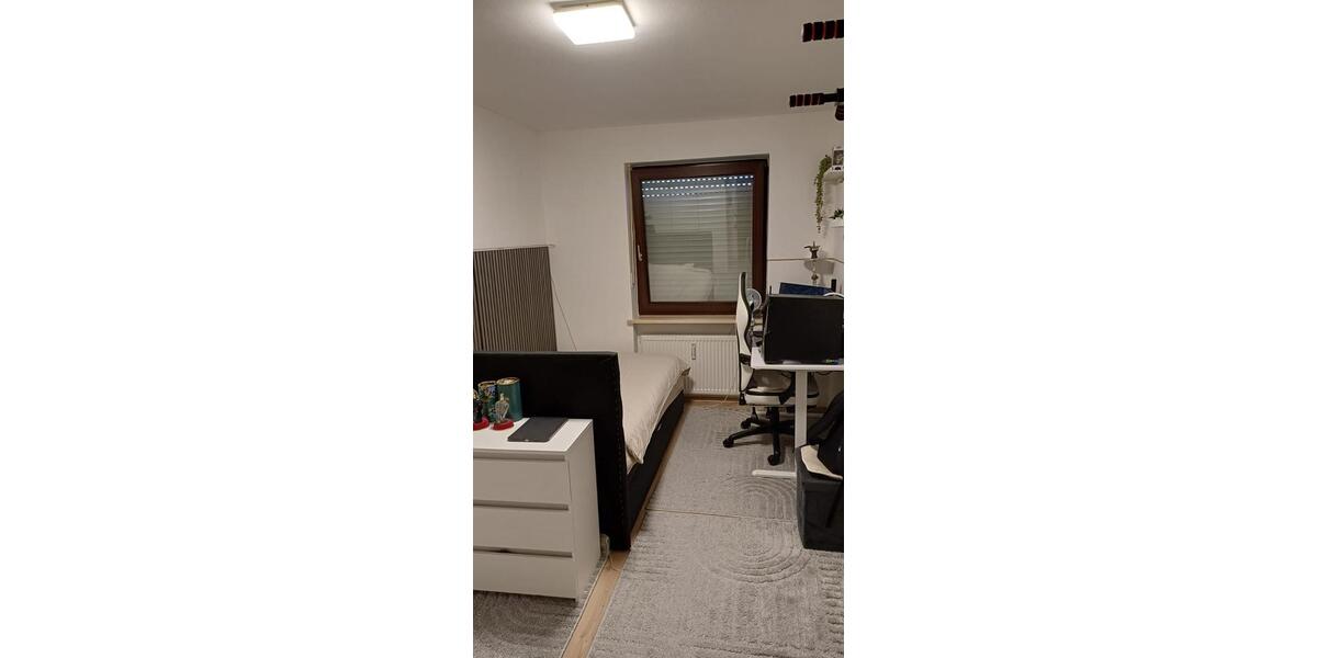 Etagenwohnung Neutraubling - 3.5 Zimmer, 92 m&sup2;, 365.000&euro; | Angebot:27021018