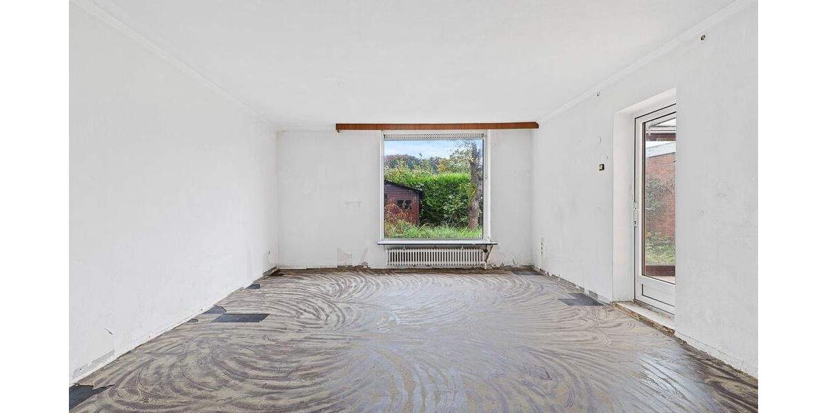 Charmanter Bungalow mit Teillkeller und Einzelgarage in Hamburg Niendorf 3 zimmer