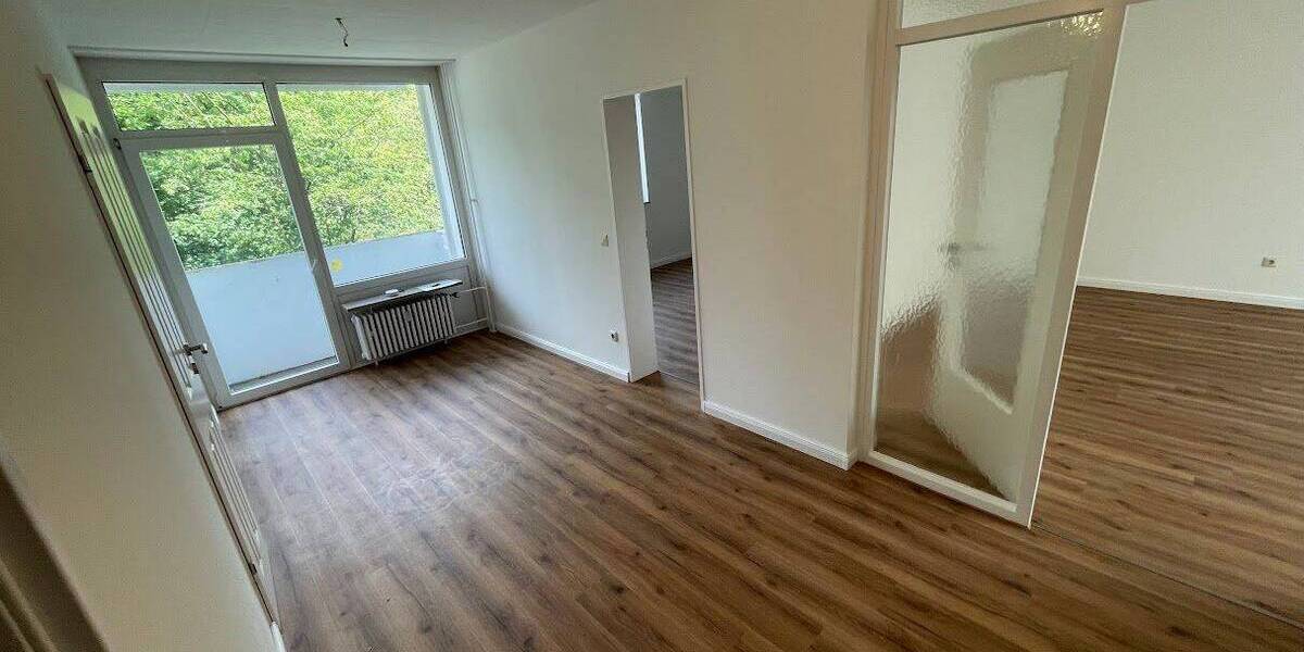 Etagenwohnung Duisburg Hochheide - 2 Zimmer, 68 m&sup2;, 589&euro; | Angebot:26799423