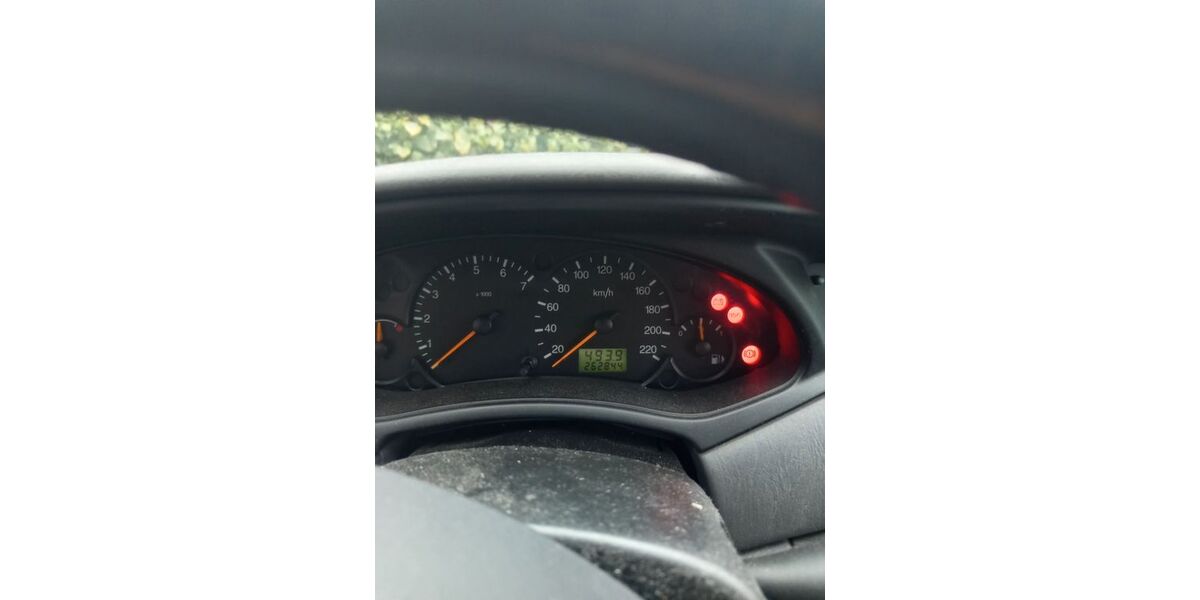 Ford Focus 262.844 km 1.099 &euro; Bühl 77815