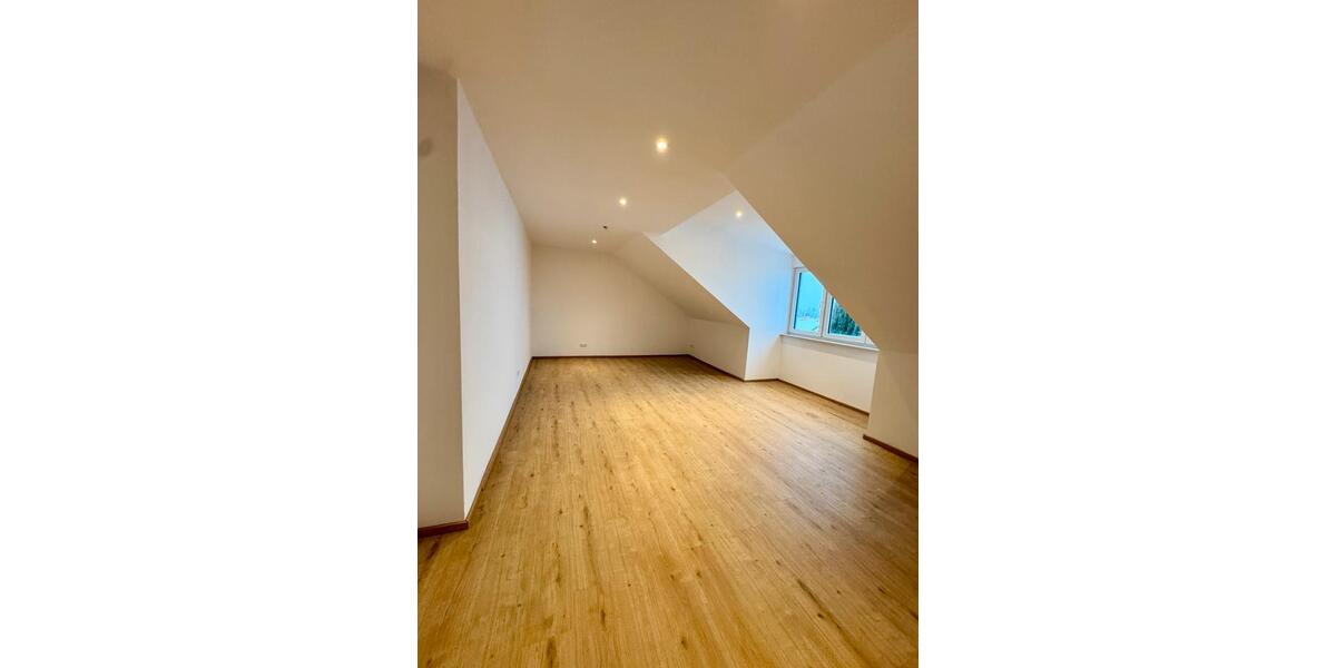 Schönes, kernsaniertes Reihenhaus in Sylbach - Erstbezug 6 zimmer