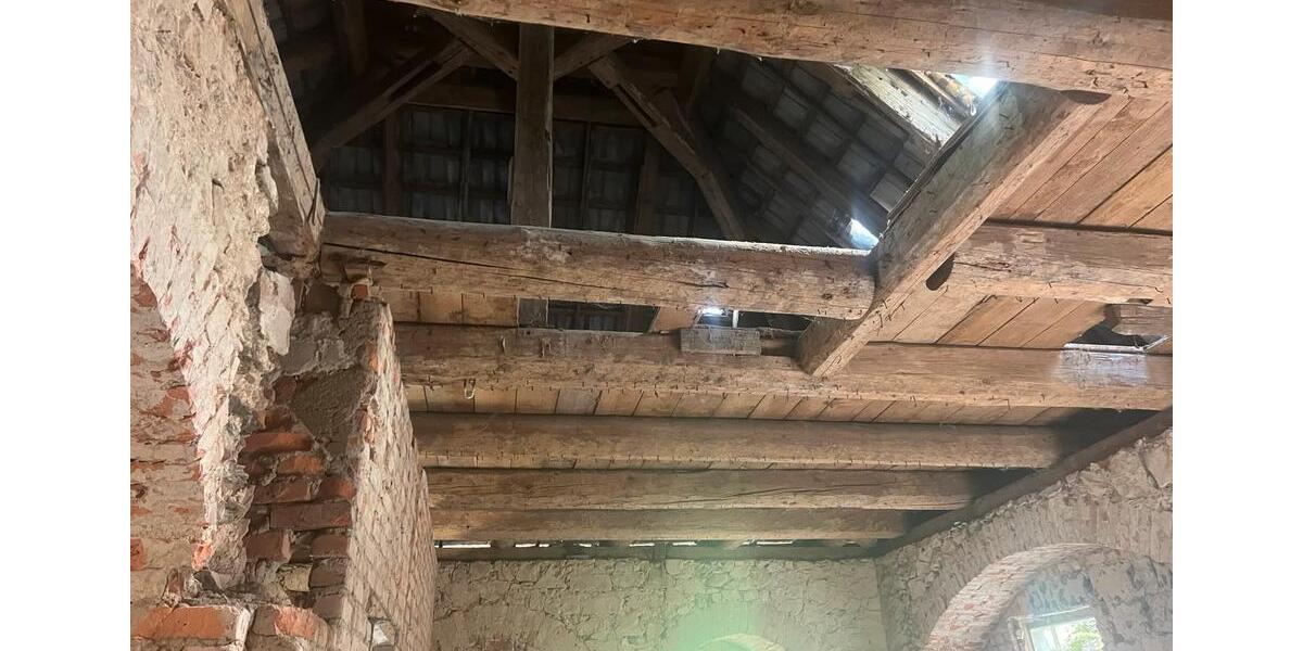 Einfamilienhaus Roßwein - 8 Zimmer, 160 m&sup2;, 150.000&euro; | Angebot:26426951