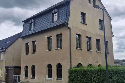 Haus Lößnitz - 6 Zimmer, 185 m&sup2;, 65.000&euro; | Angebot:26854190