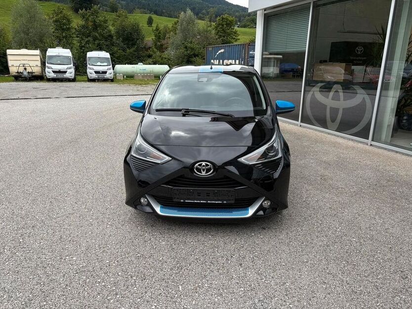 Aygo (X)