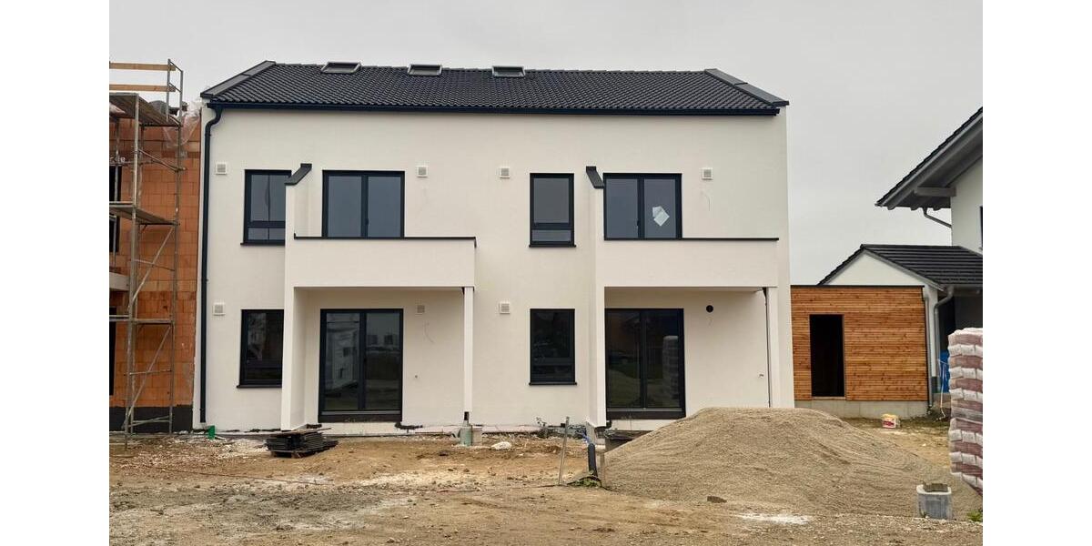 Erstbezug: Moderne 3-Zimmer-Wohnung in Kirchroth zimmer