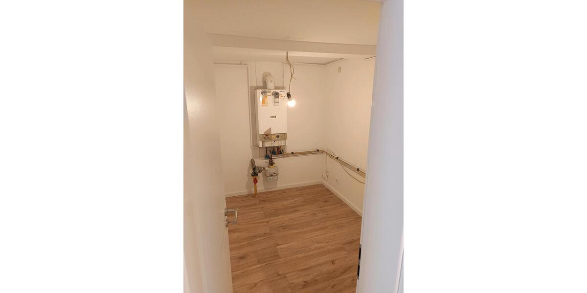 Einfamilienhaus Burg Stargard - 9 Zimmer, 120 m&sup2;, 1.200&euro; | Angebot:26255582