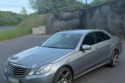 Mercedes-Benz 200 264.000 km 9.300 &euro; Schenkelberg 56244