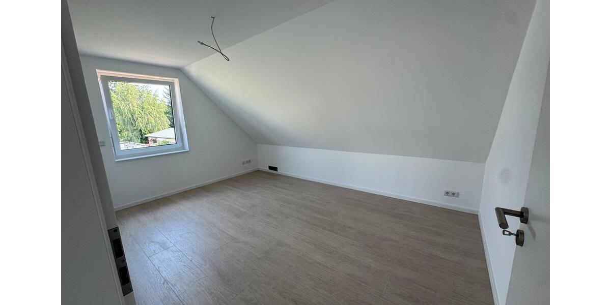 Einfamilienhaus Trebbin - 4 Zimmer, 155 m&sup2;, 590.000&euro; | Angebot:26933008