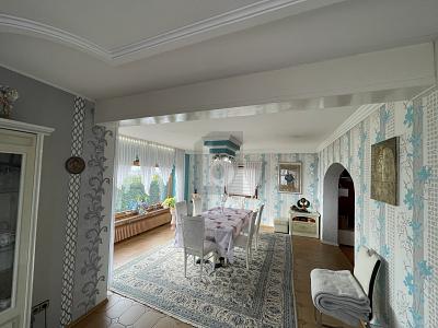 ALTERSGERECHT, POOL, TOP ZUSTAND, EFFIZIENT - Einfamilienhaus Weiskirchen | Angebot:27145234