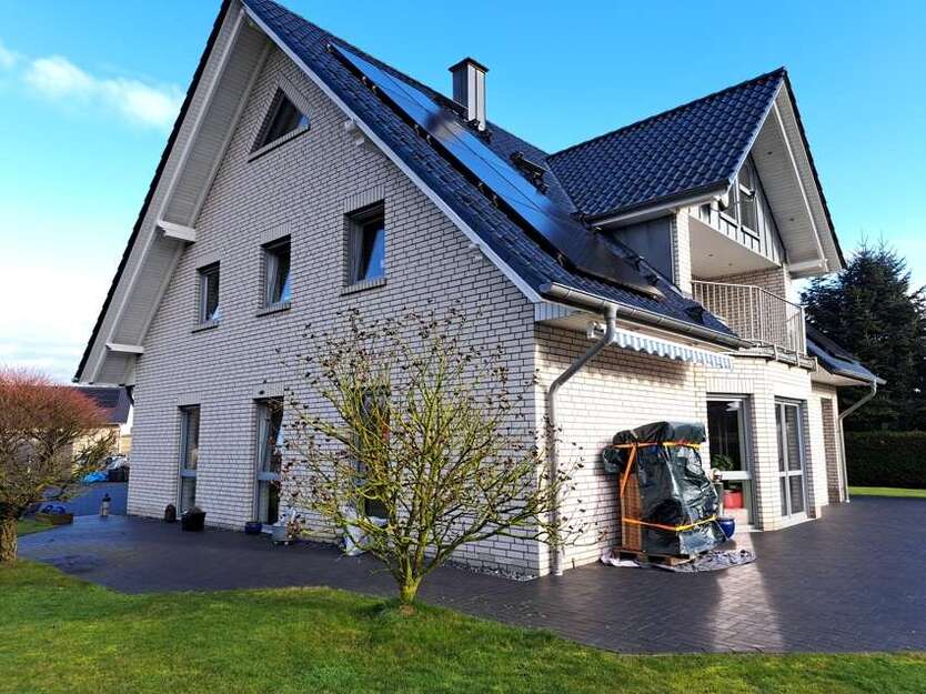 Haus zum Kaufen in Marklohe OT Oyle 595.000 € 236 m²
