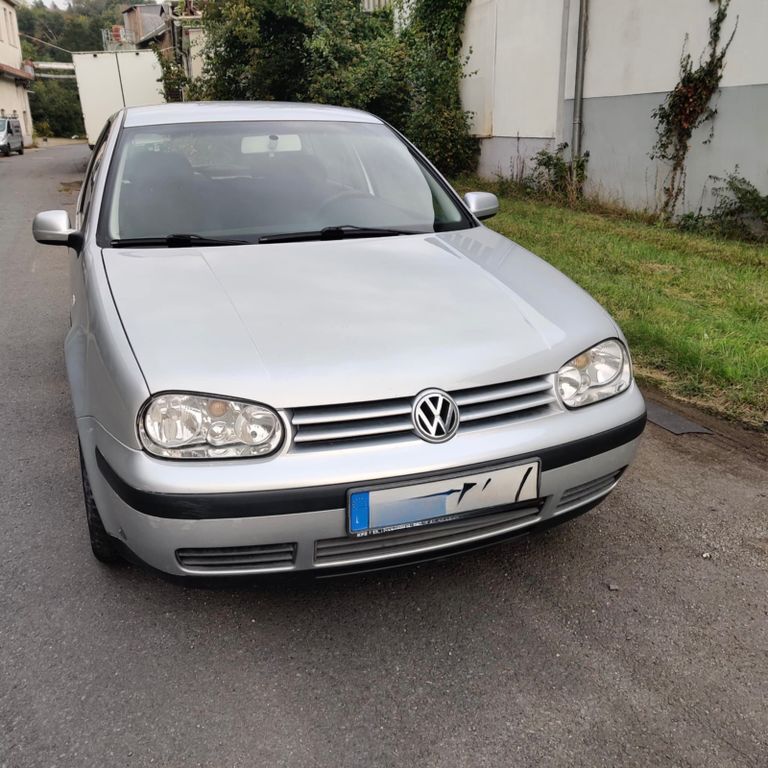 VW ID.4 158.000 km 2.300 € Koblenz 56077