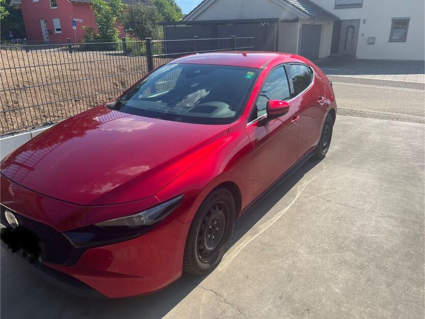Mazda 3 96.000 km 18.200 € Sinsheim 74889