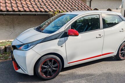 Toyota Aygo (X) 91.000 km 6.500 &euro; Pfullingen 72793