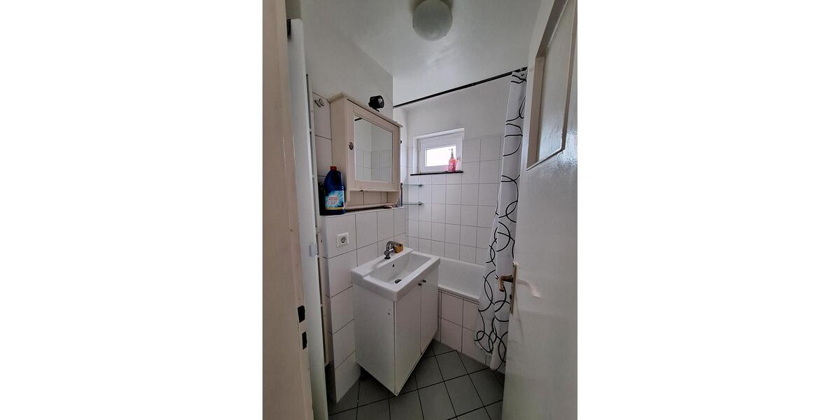 Etagenwohnung Laatzen - 1 Zimmer, 18 m&sup2;, 550&euro; | Angebot:26498271