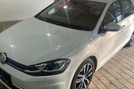 VW Golf 210.000 km 11.390 &euro; Bad Berneck im Fichtelgebirge 95460