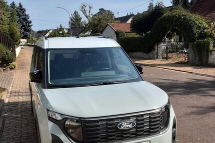 Ford Tourneo Courier 18.990 km 22.900 &euro; Merzig 66663