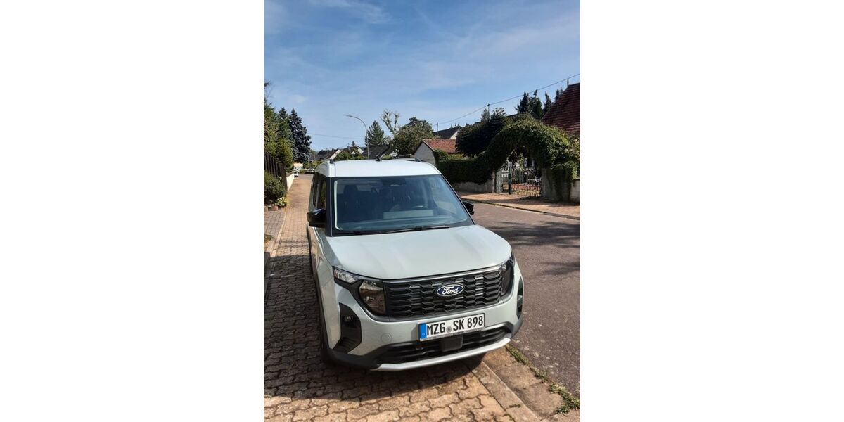 Ford Tourneo Courier 18.990 km 22.900 &euro; Merzig 66663