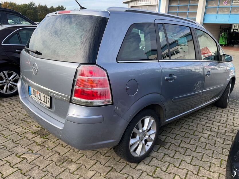 Opel Zafira 124.500 km 4.990 € Happurg 91230