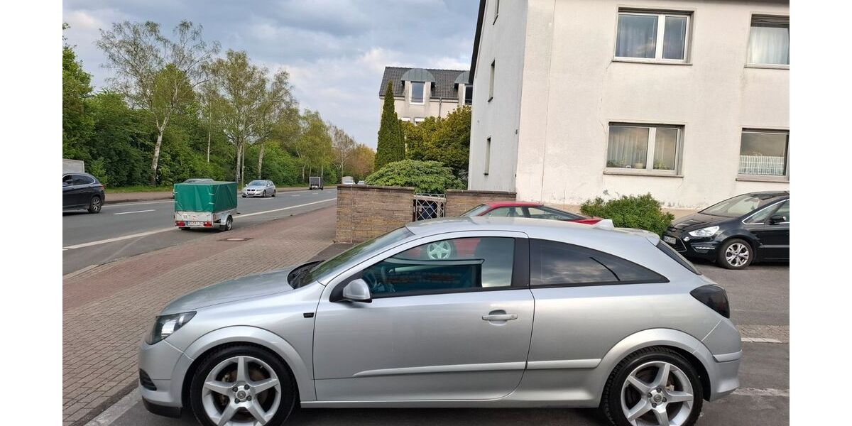 Opel Astra 142.000 km 2.790 &euro; Hamm 59067