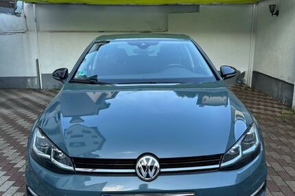 VW Golf 103.000 km 16.500 &euro; Frankfurt am Main 60386