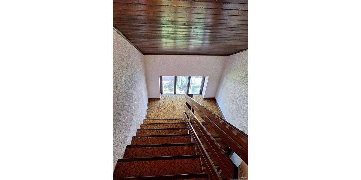 Einfamilienhaus Greding - 9 Zimmer, 211 m&sup2;, 547.000&euro; | Angebot:26658846