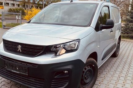 Peugeot Partner 99.500 km 11.400 € chemnitz 09120