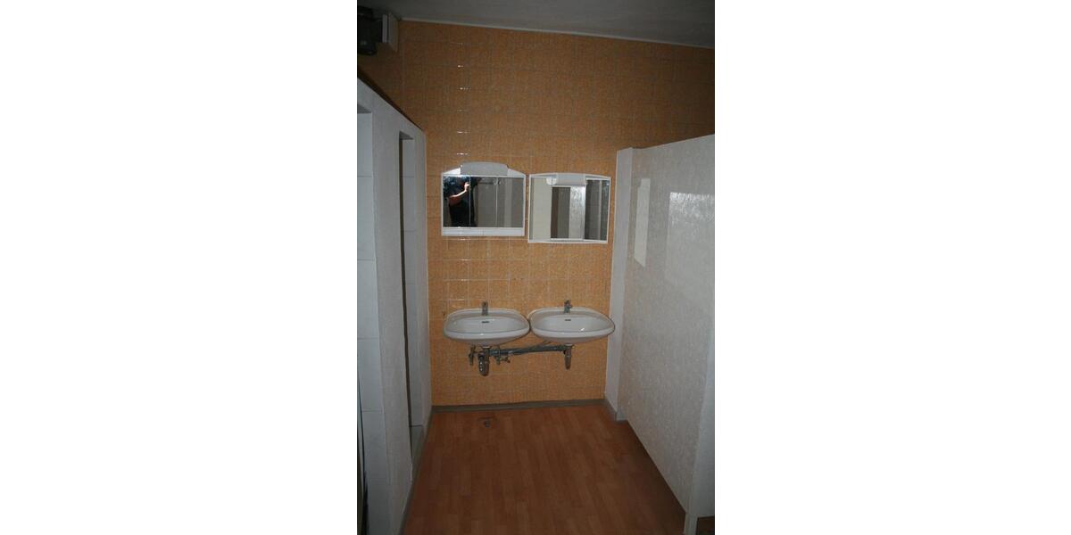 Einfamilienhaus Reisbach Englmannsberg - 8 Zimmer, 300 m&sup2;, 3.000&euro; | Angebot:26383330