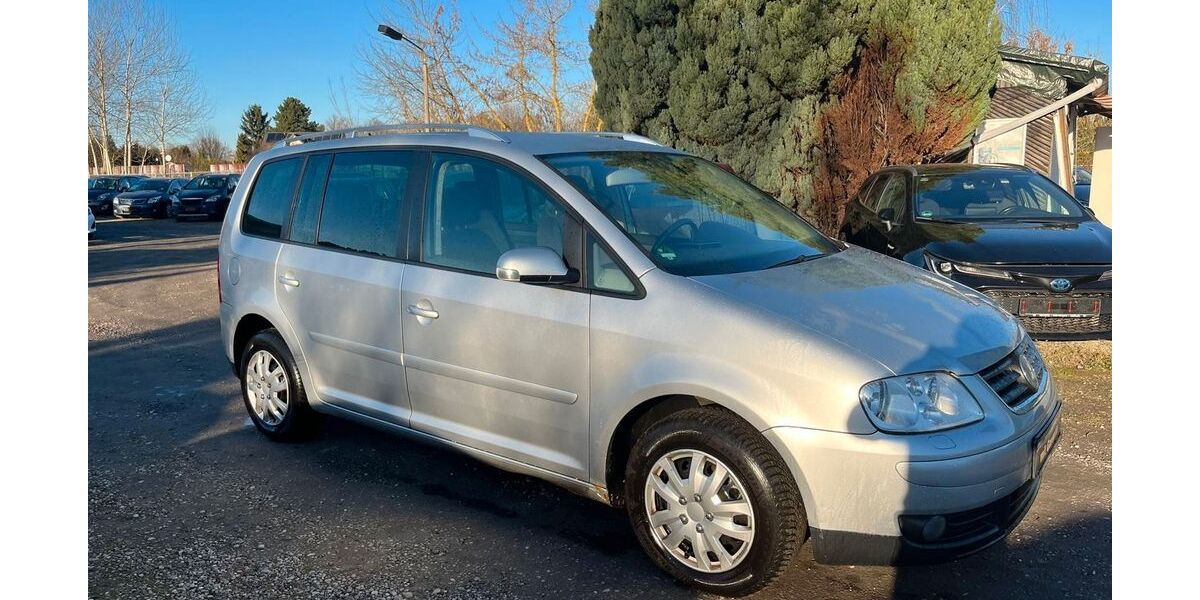 VW Touran 262.000 km 3.990 &euro; Berlin 13127