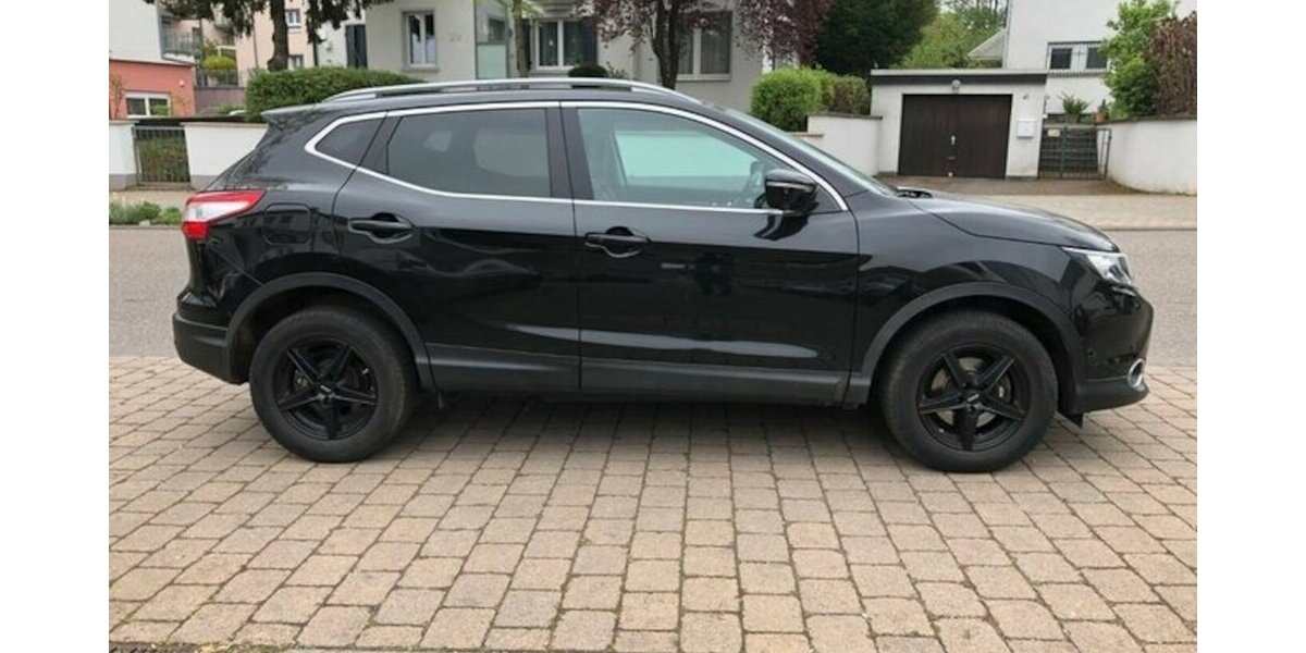 Nissan Qashqai 1.6 dCi Tekna 132.000 km 7.500 &euro; Neckarsulm 74172