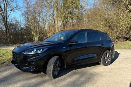 Ford Kuga 91.000 km 17.900 &euro; Frielendorf 34621