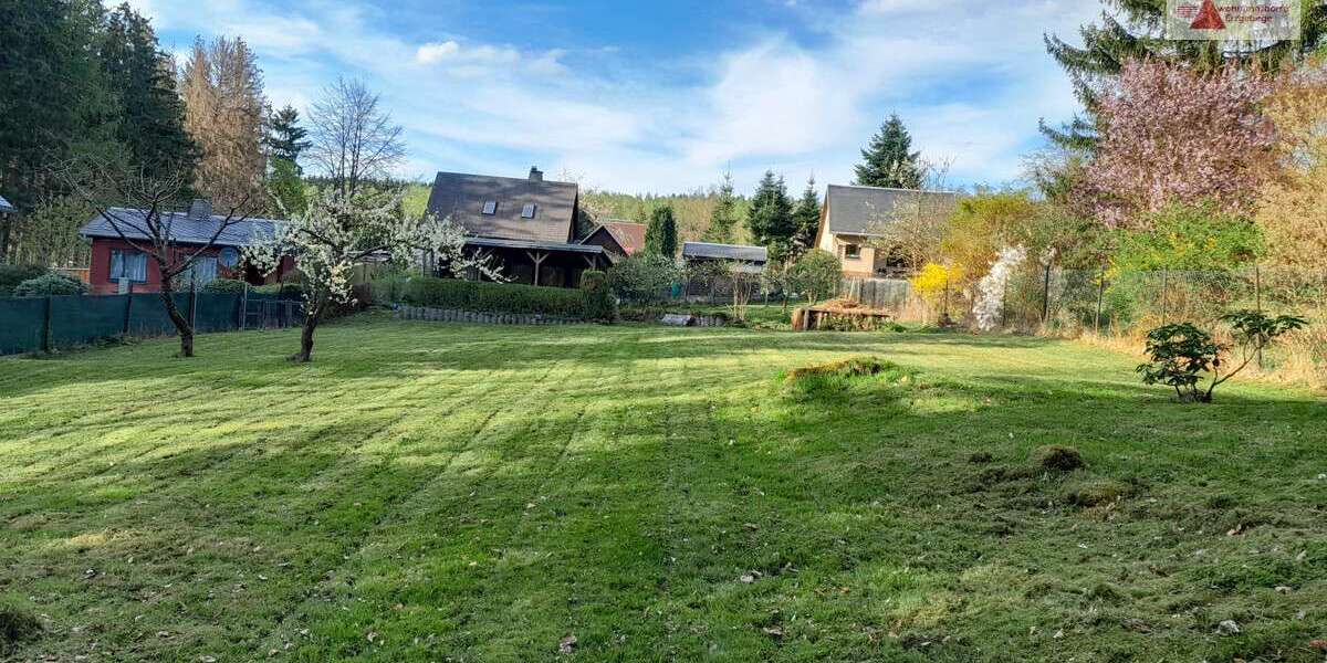 Grundstück zu verkaufen in Grünhain-Beierfeld 19.900 € 1060 m² zimmer