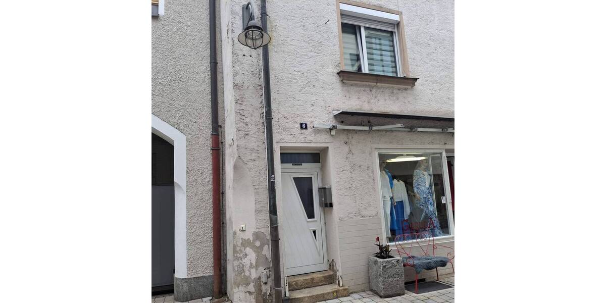 Gewerbeobjekt Schwandorf - 5 Zimmer, 229.000&euro; | Angebot:24131887