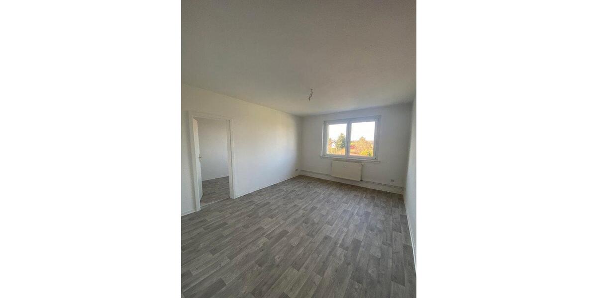 Etagenwohnung Demmin - 3 Zimmer, 62 m&sup2;, 341&euro; | Angebot:26365418