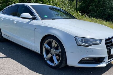 Audi A5 167.000 km 17.490 &euro; Much 53804