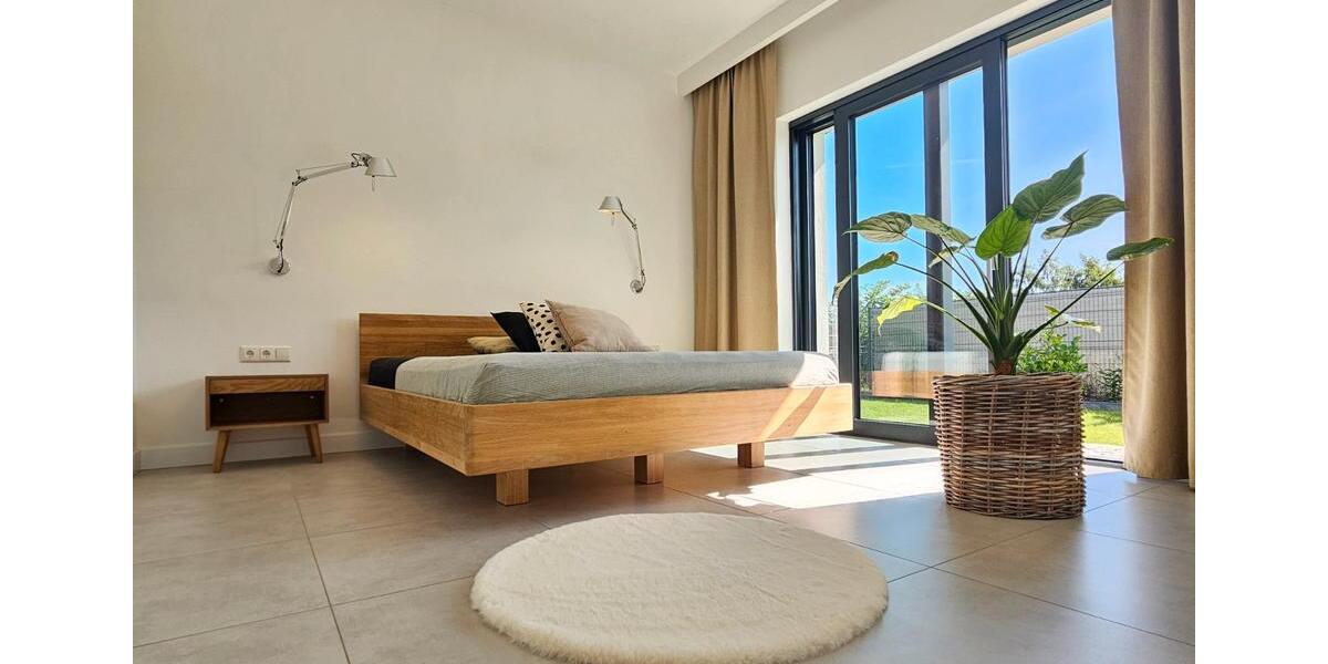 Bungalow Berlin Charlottenburg-Wilmersdorf - 4 Zimmer, 178 m&sup2;, 420.000&euro; | Angebot:27254537