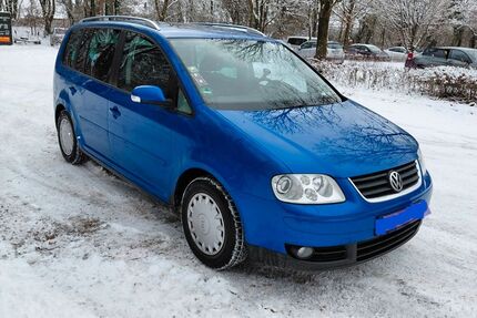 VW Touran 259.000 km 2.600 &euro; München 80797